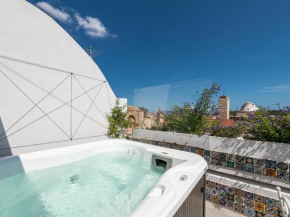 Bea's Terrace - Private Jacuzzi in the City Centre